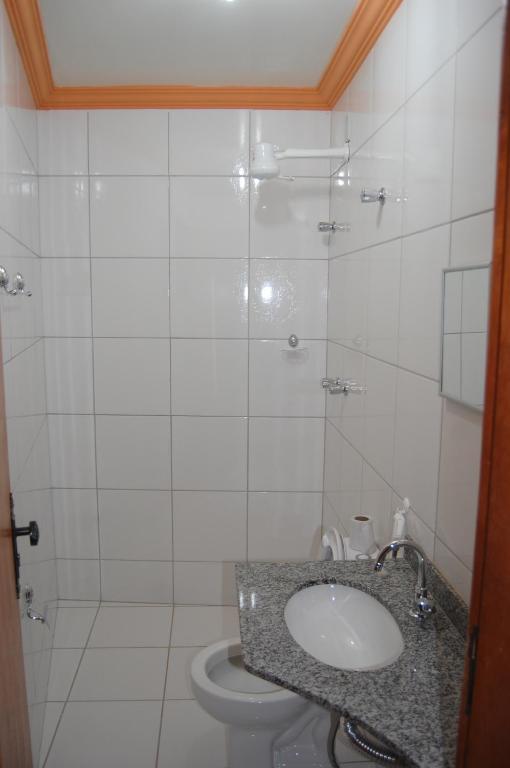 Pousada Rainha Dos Anjos Mariana Habitación foto